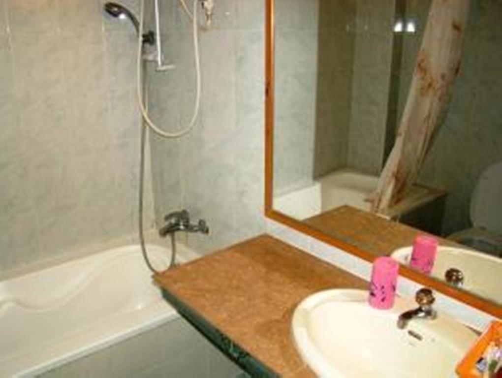 Hotel Thy Ny Battambang Exterior foto