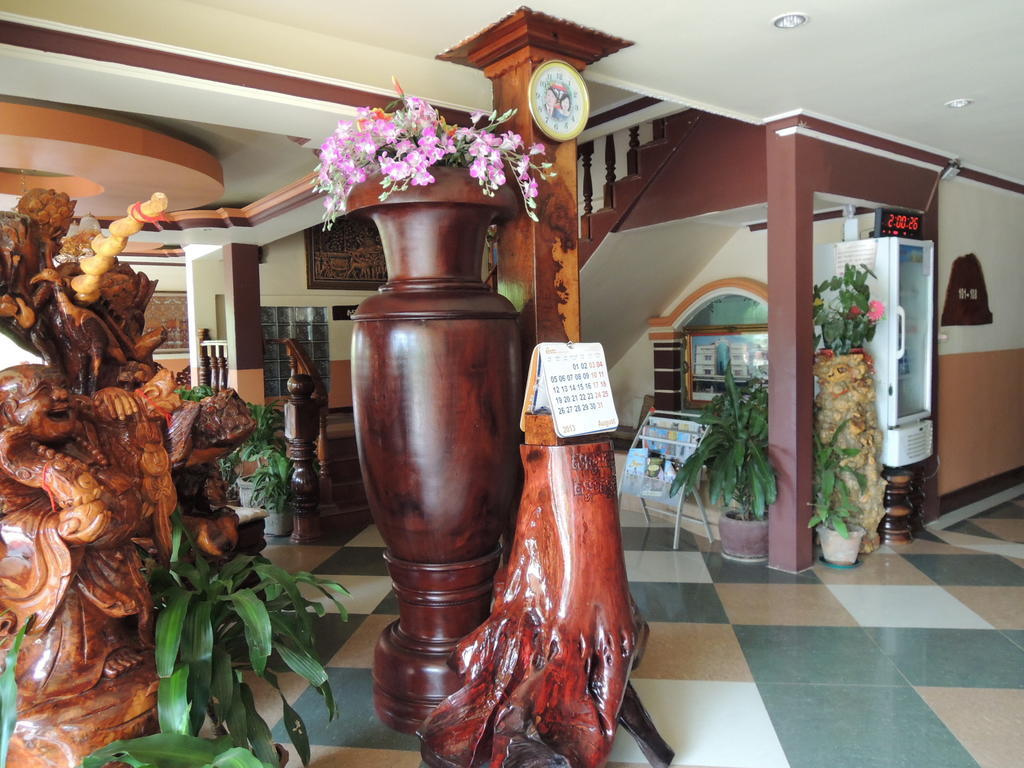 Hotel Thy Ny Battambang Exterior foto