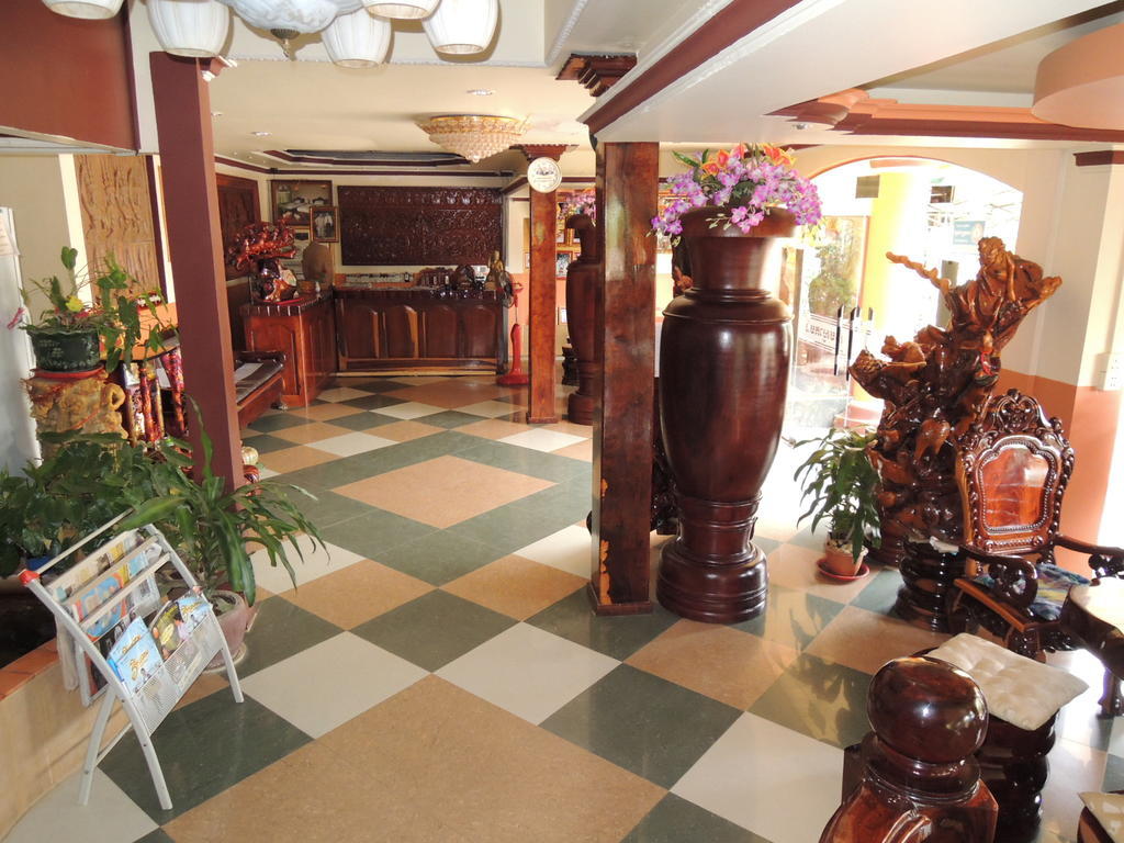 Hotel Thy Ny Battambang Exterior foto