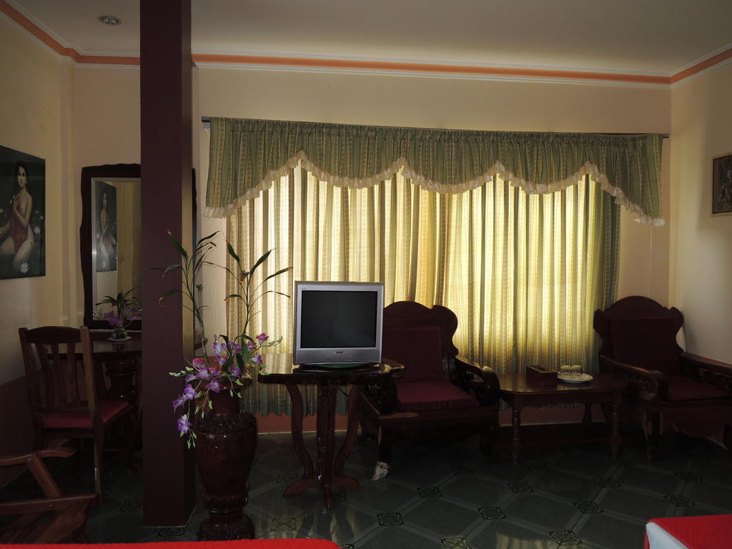 Hotel Thy Ny Battambang Exterior foto